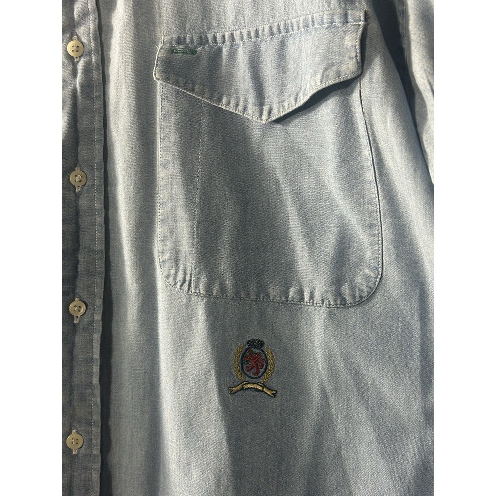 Vintage Tommy Jeans Light Blue Chambray Button Down Shirt Crest Logo Sz‎ Lrg - Picture 2 of 8
